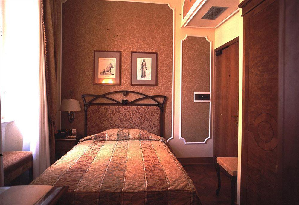 Hotel Villa Morgagni Roma Phòng bức ảnh