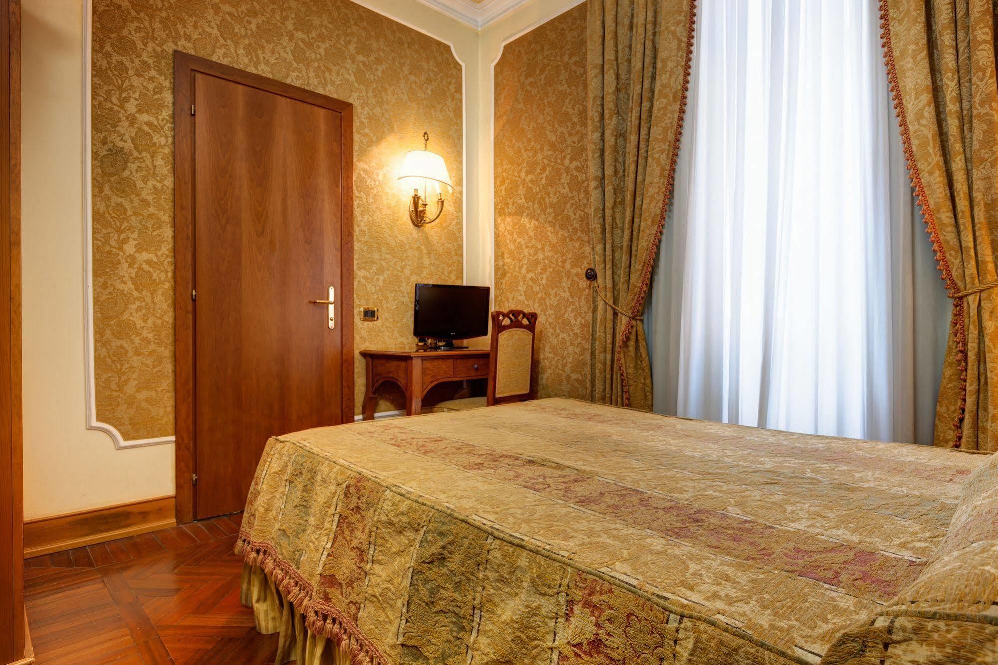 Hotel Villa Morgagni Roma Ngoại thất bức ảnh